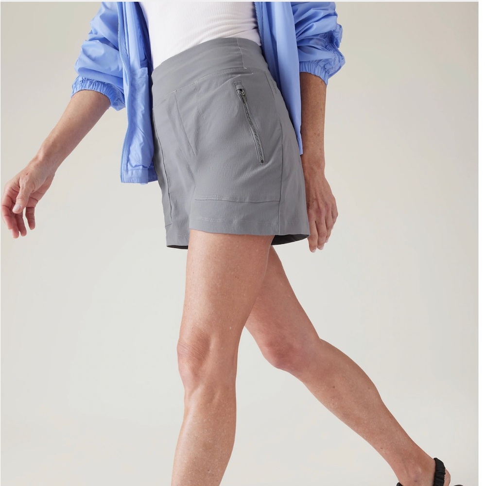 Athleta Trekkie North Short
